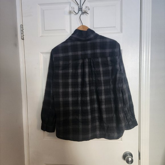 Uniqlo flannel shirt - Picture 2 of 3